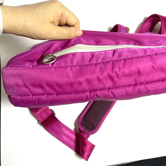 Hellolulu Pink 13 inch Laptop Shoulder / Messenger Bag - Picture 15 of 16